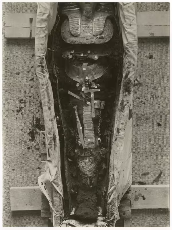 Image of print of king's mummy