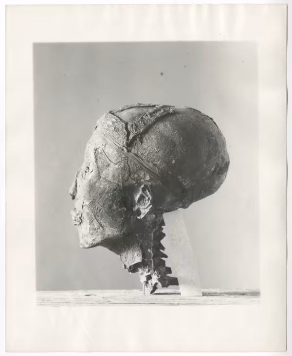 Image of print of king's head