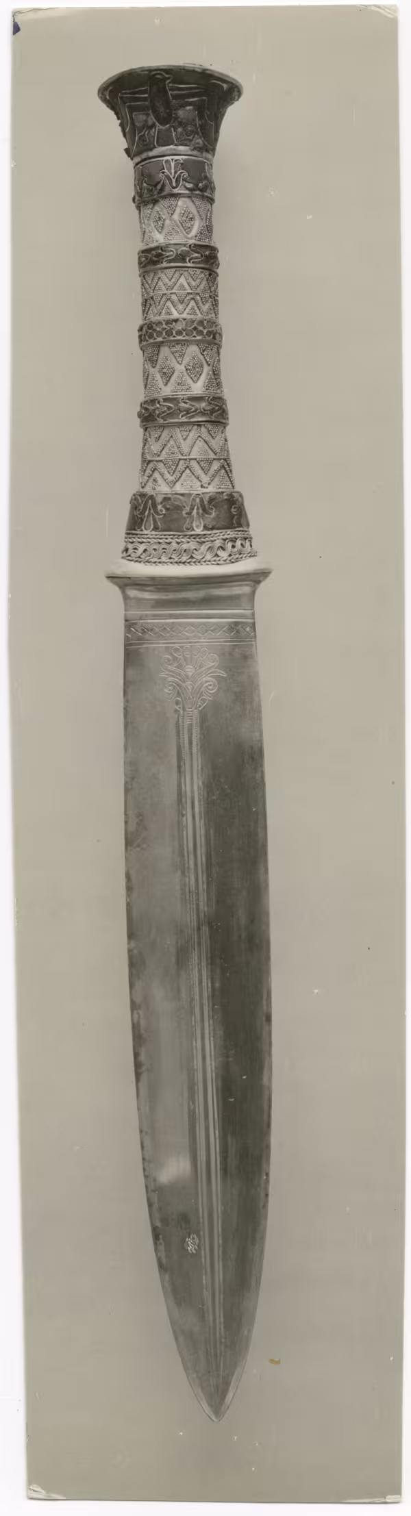 image of photographic print of dagger in object card