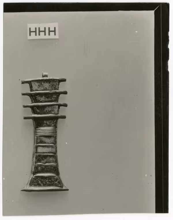 image of photographic print of djed-pillar amulet in object card