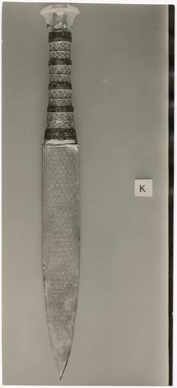 image of photographic print of dagger in object card