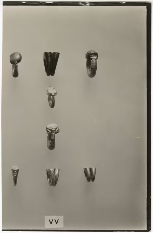 image of photographic print of bracelets in object card