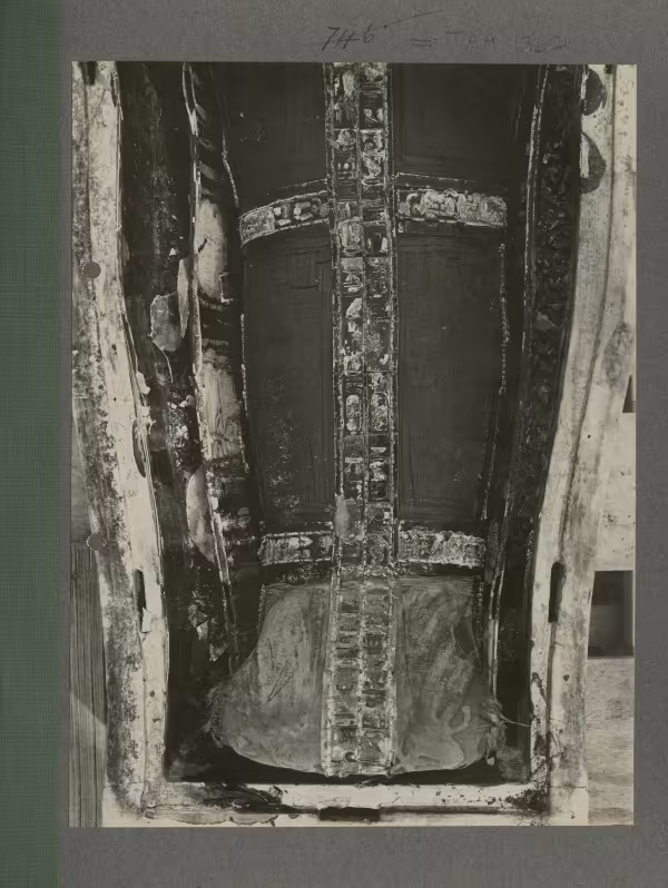 image of lower half of king's mummy inside coffin from Burton's album
