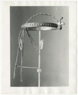 Image of print of diadem