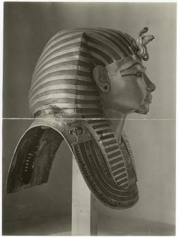 image of photographic print of king's mask in object card