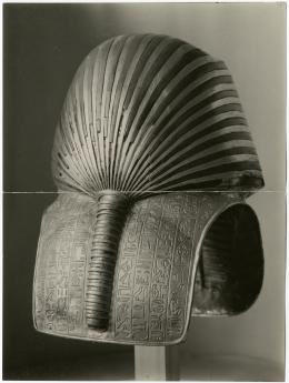 image of photographic print of king's mask in object card