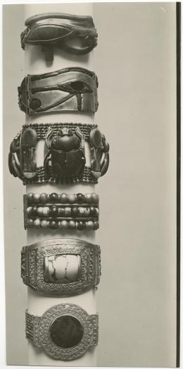 image of photographic print of bracelets in object card