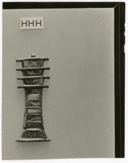 image of photographic print of djed-pillar amulet in object card