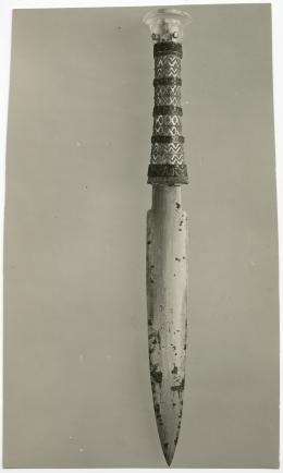 image of photographic print of dagger in object card