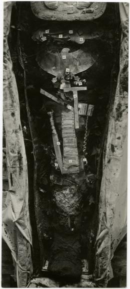 image of photographic print of king's mummy within coffin in object card
