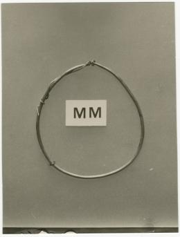 image of photographic print of gold wire bangles in object card