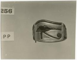image of photographic print of gold wadjet-eye bracelet in object card