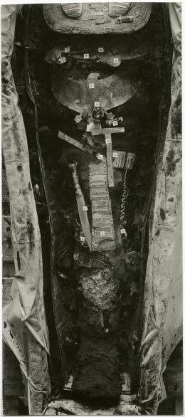 image of photographic print of king's mummy within coffin in object card
