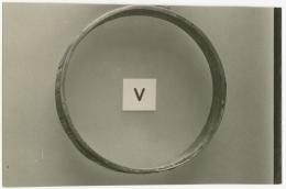 image of photographic print of gold circlet in object card